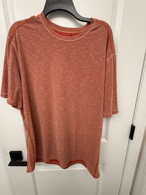 Tommy Bahama “Island Zone” reversible Coral Heather Short Sleeve Tee XL like new